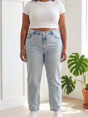 Abercrombie & Fitch The '90s Straight Ultra High Rise Size 35 / 20 Reg Acid Wash